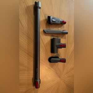 Dyson V7 animal attachments